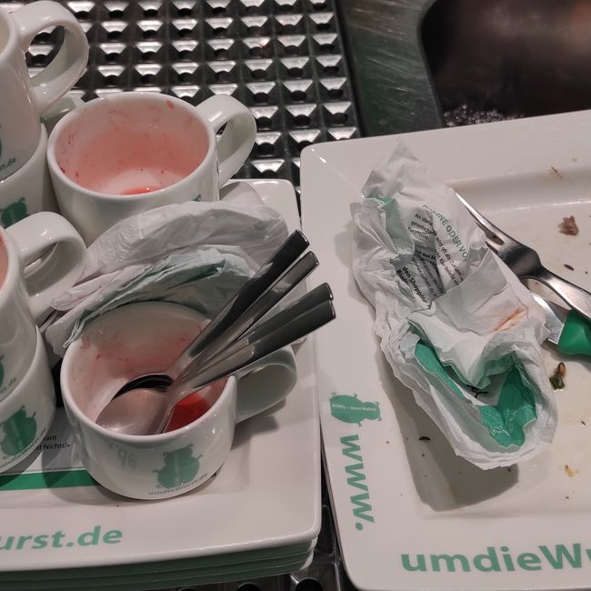 Alles aufgegessen - BRATWURSTmenü hat geschmeckt umdieWurst.de