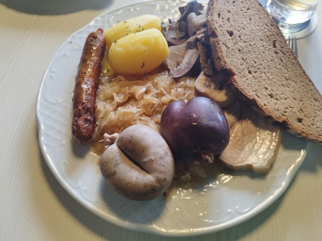 Schlachtschüssel auf der Rittersbacher Kirchweih
