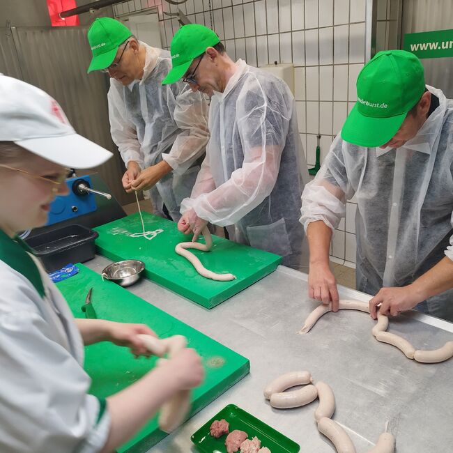 Weißwurstproduktion zum Frühstück