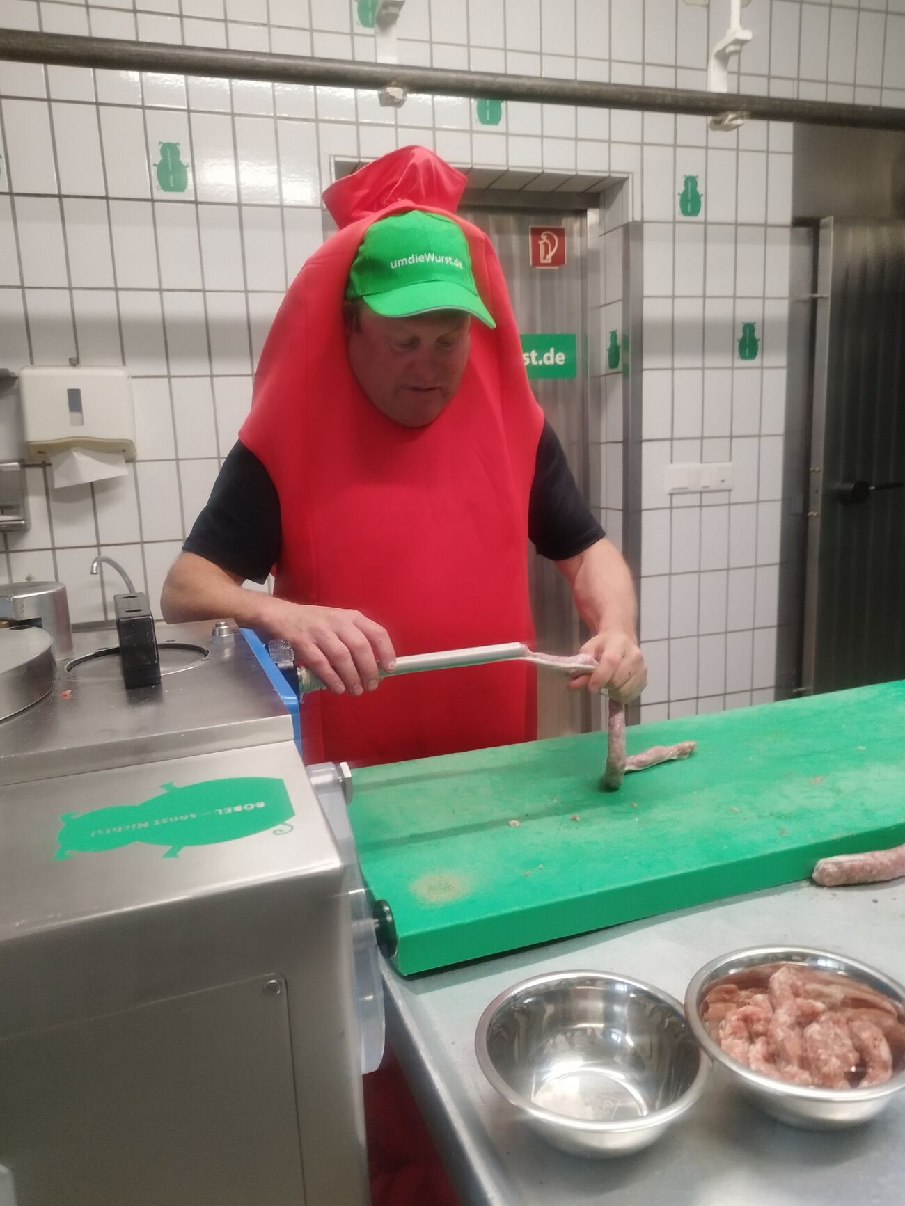 BRATWURSTevent im passenden Kostüm