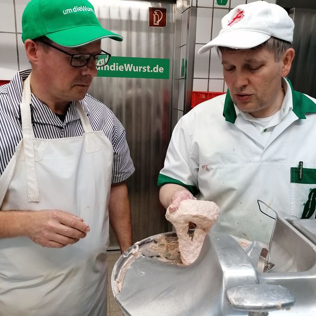 Wurstschule Kurs mit Ihren eigene Maschinen  - umdieWurst.de