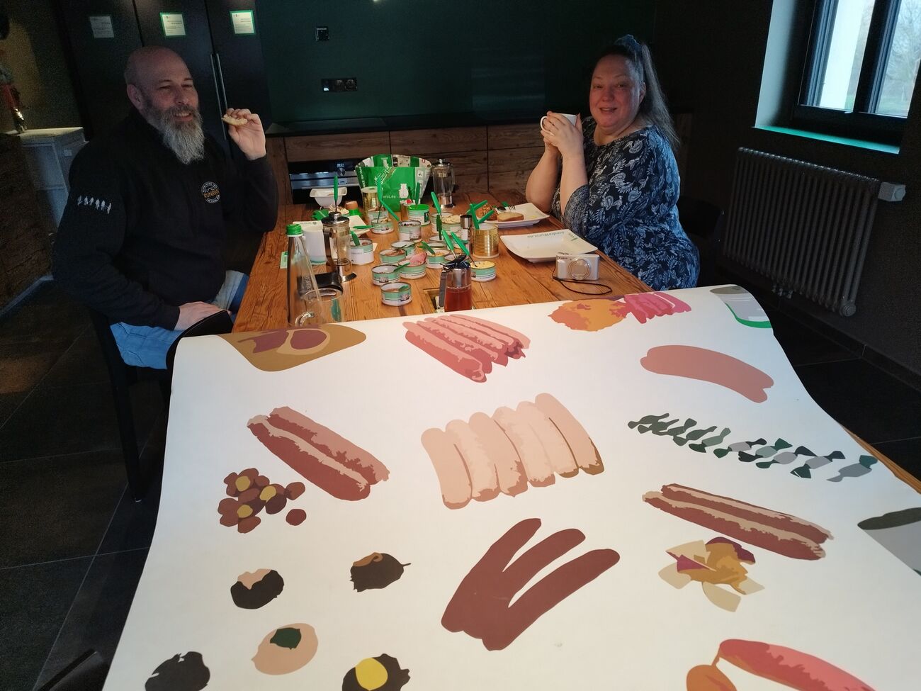 BRATWURSTtapete im Theater - umdieWurst.de
