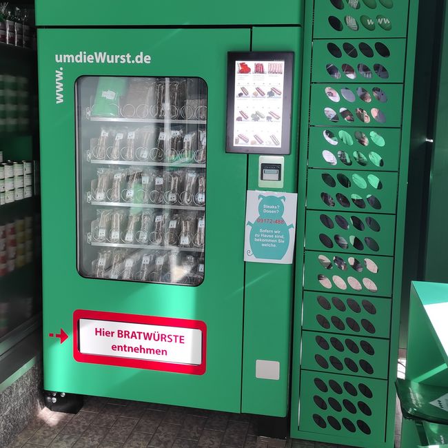 BRATWURSTautomat das Sonntagsauflugsziel in Franken