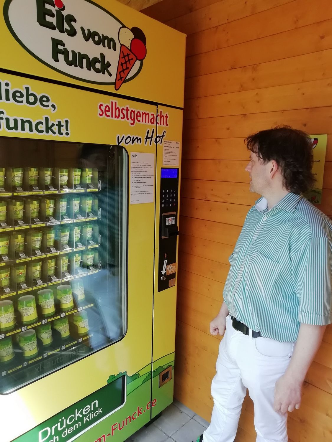TK-BRAWURSTautomat -  umdieWurst.de