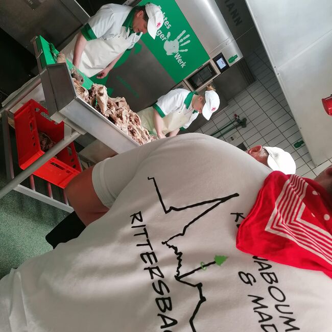 Saukopf-Essen beim Böbel am Kirchweihmontag