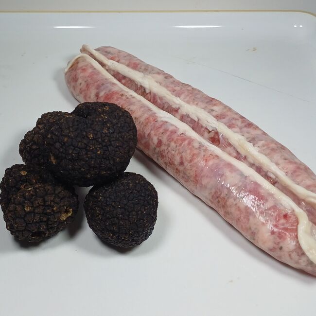 TrüffelBRATWURST - fränkische BRATWURST mit Wintertrüffeleinlage