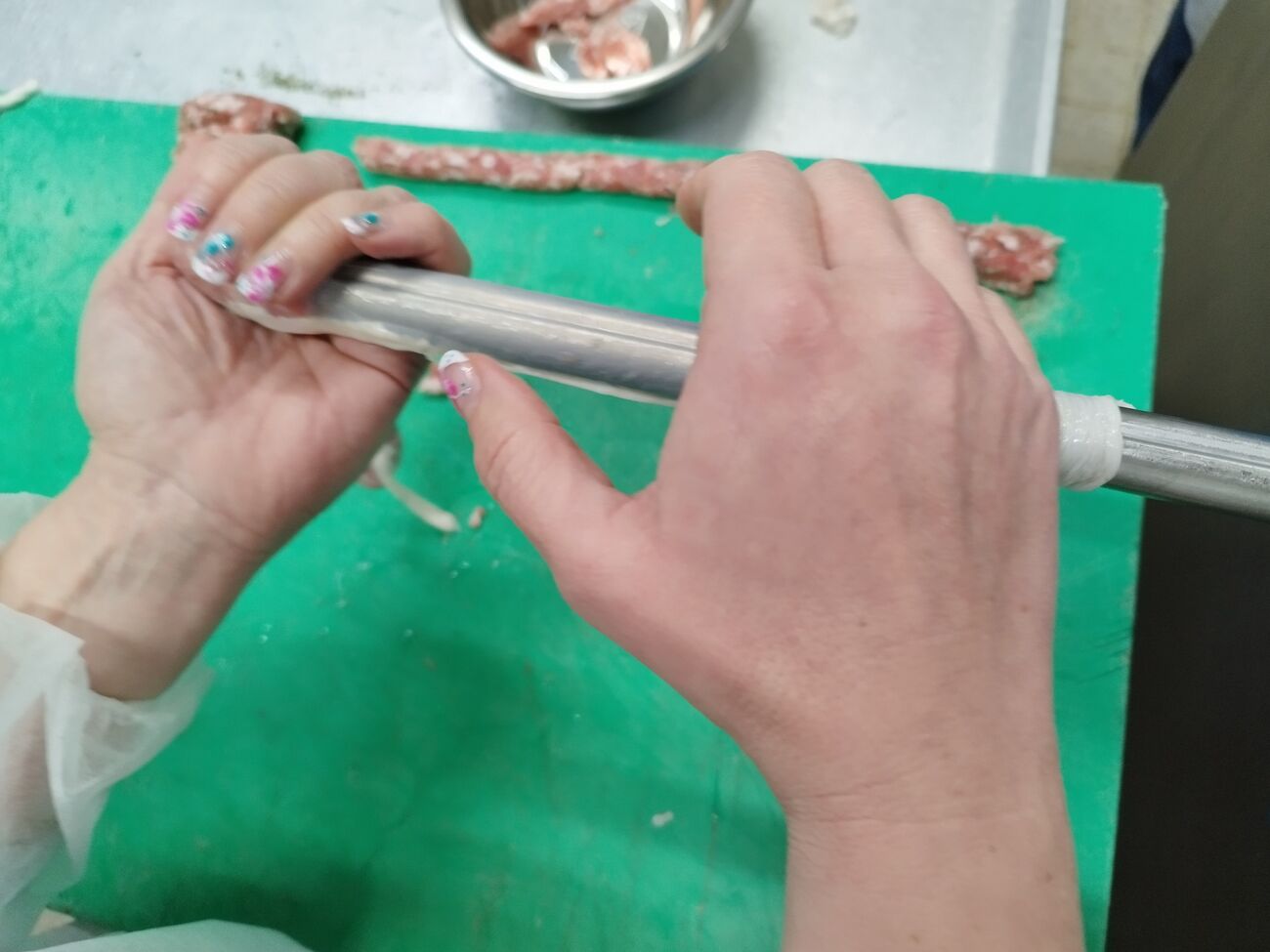 Schnappschuss vom BRATWURSTfüllen